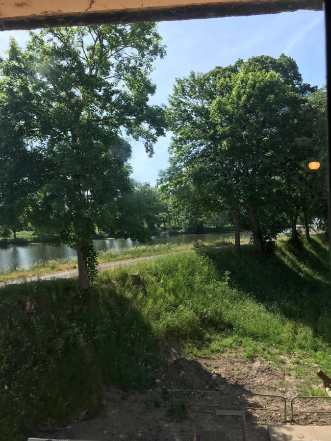 F3 Bord De Loire Complet Leilighet Decize Eksteriør bilde